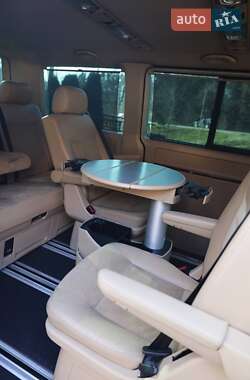 Мінівен Volkswagen Multivan 2008 в 