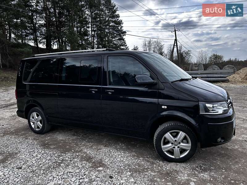 Минивэн Volkswagen Multivan 2014 в Киеве