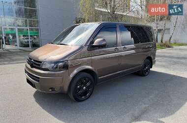 Volkswagen Multivan 2014 Volkswagen Multivan 2014