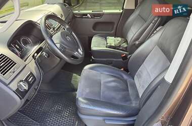Минивэн Volkswagen Multivan 2014 в 