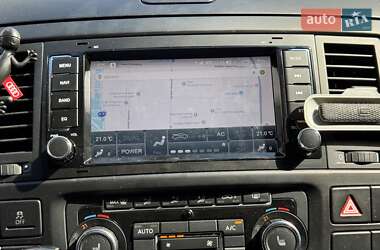 Минивэн Volkswagen Multivan 2014 в 