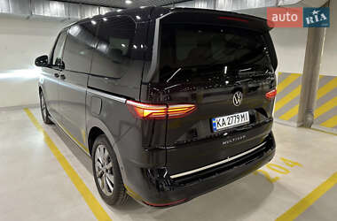 Минивэн Volkswagen Multivan 2021 в 