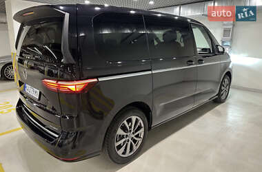 Минивэн Volkswagen Multivan 2021 в 