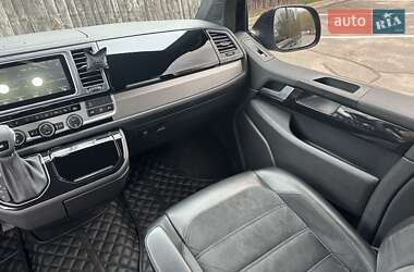 Минивэн Volkswagen Multivan 2016 в 