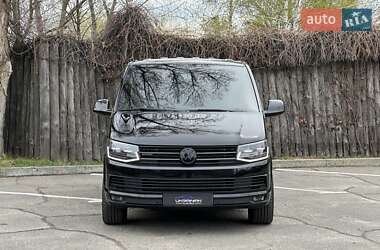 Минивэн Volkswagen Multivan 2016 в 