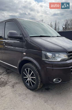 Volkswagen Multivan 2013 Volkswagen Multivan 2013