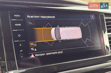 Мінівен Volkswagen Multivan 2020 в 