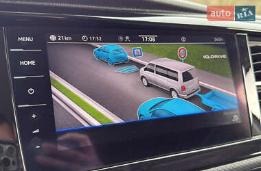 Мінівен Volkswagen Multivan 2020 в 