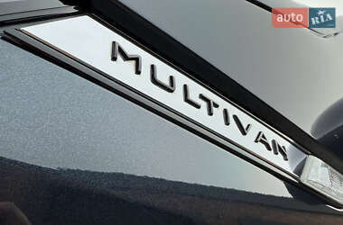 Мінівен Volkswagen Multivan 2020 в 
