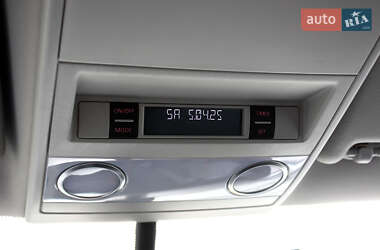 Мінівен Volkswagen Multivan 2014 в 