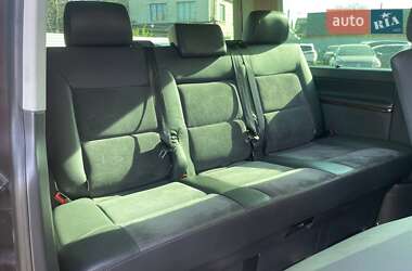 Мінівен Volkswagen Multivan 2014 в 