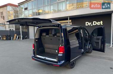 Минивэн Volkswagen Multivan 2015 в 