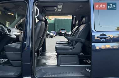 Минивэн Volkswagen Multivan 2015 в 