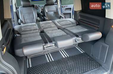 Минивэн Volkswagen Multivan 2015 в 