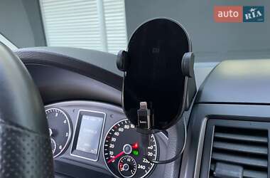 Минивэн Volkswagen Multivan 2015 в 