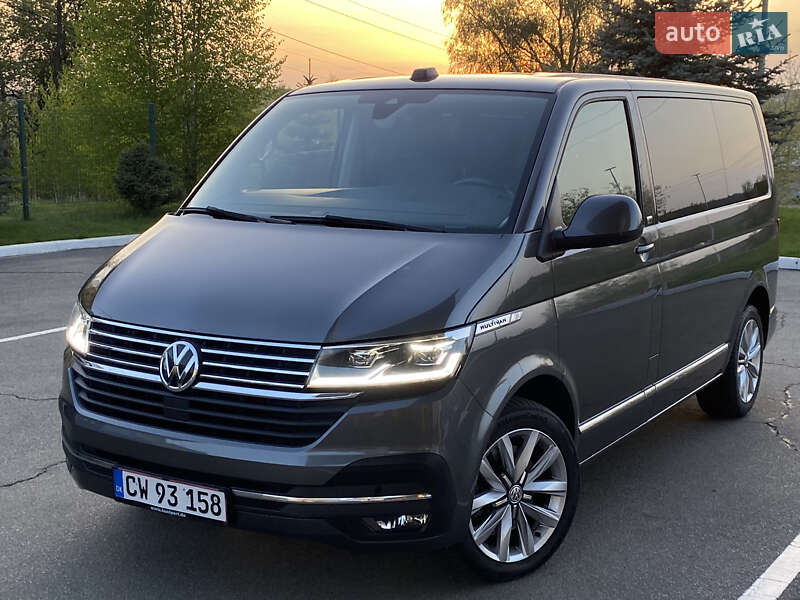 Мінівен Volkswagen Multivan 2020 в Ірпені