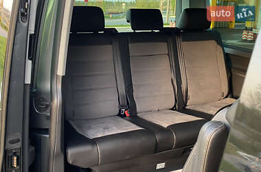 Минивэн Volkswagen Multivan 2020 в 