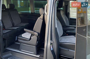 Минивэн Volkswagen Multivan 2020 в 