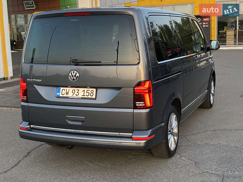 Мінівен Volkswagen Multivan 2020 в Ірпені