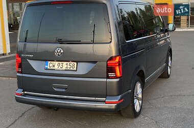 Минивэн Volkswagen Multivan 2020 в 