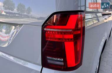 Минивэн Volkswagen Multivan 2020 в 