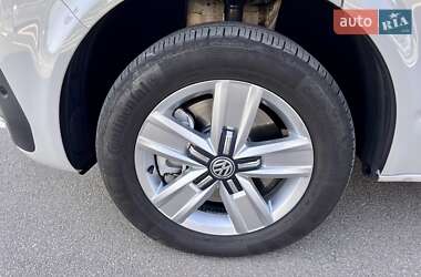 Минивэн Volkswagen Multivan 2020 в 