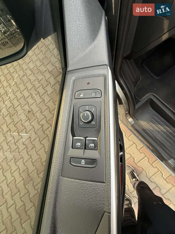 Минивэн Volkswagen Multivan 2021 в Одессе