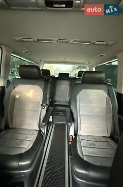 Минивэн Volkswagen Multivan 2021 в 