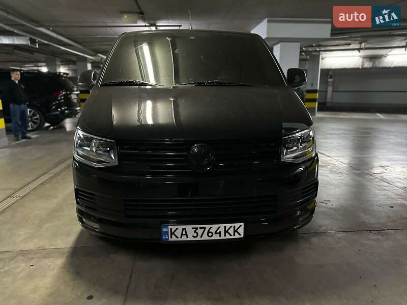 Минивэн Volkswagen Multivan 2012 в Киеве