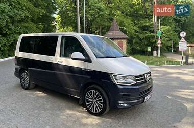 Мінівен Volkswagen Multivan 2017 в 