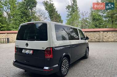 Мінівен Volkswagen Multivan 2017 в 