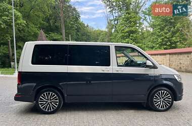 Мінівен Volkswagen Multivan 2017 в 