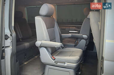 Минивэн Volkswagen Multivan 2011 в 