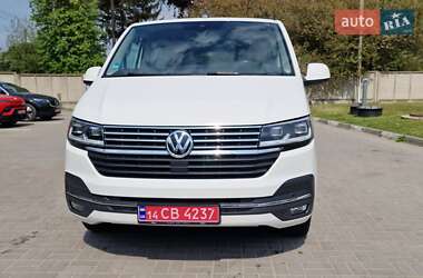 Минивэн Volkswagen Multivan 2020 в 