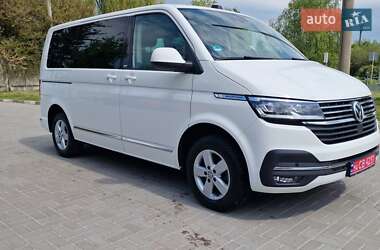 Минивэн Volkswagen Multivan 2020 в 