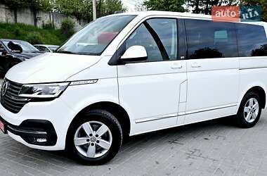 Минивэн Volkswagen Multivan 2020 в 