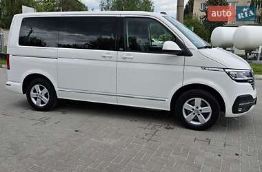 Минивэн Volkswagen Multivan 2020 в 