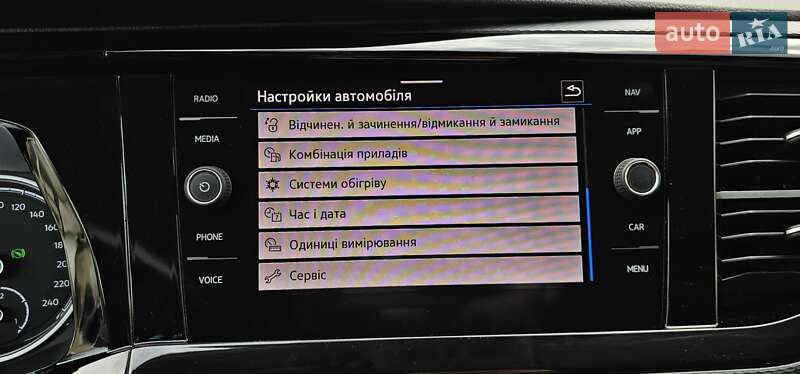 Минивэн Volkswagen Multivan 2020 в Тернополе