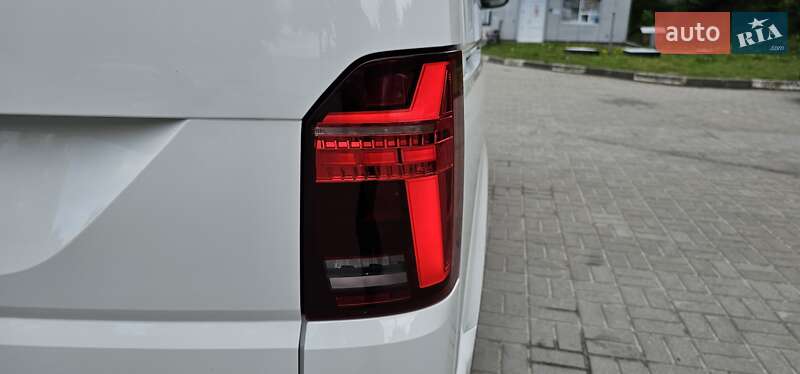 Минивэн Volkswagen Multivan 2020 в Тернополе