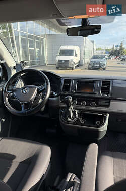 Минивэн Volkswagen Multivan 2019 в 
