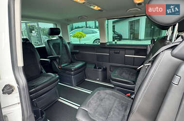 Минивэн Volkswagen Multivan 2019 в 