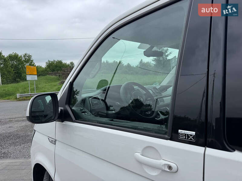 Мінівен Volkswagen Multivan 2019 в Ужгороді