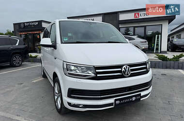 Минивэн Volkswagen Multivan 2019 в 