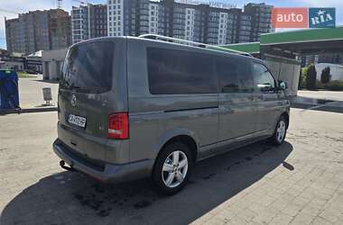 Минивэн Volkswagen Multivan 2011 в 