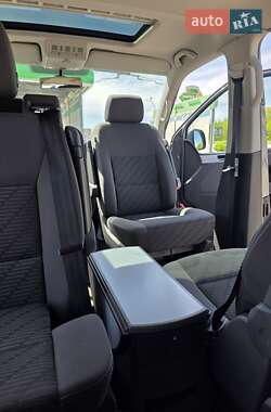 Минивэн Volkswagen Multivan 2011 в 