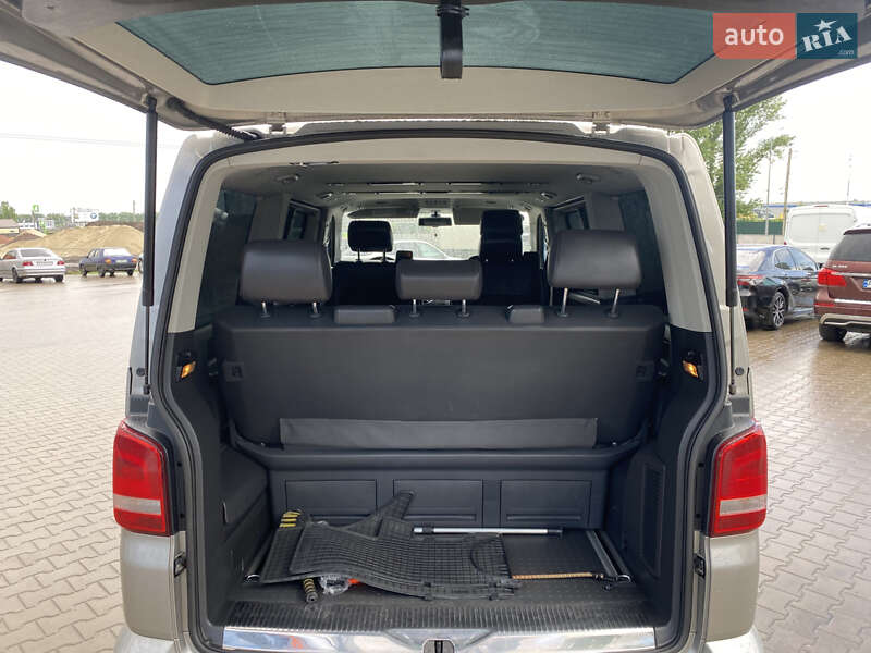 Минивэн Volkswagen Multivan 2012 в Киеве