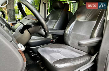 Мінівен Volkswagen Multivan 2010 в 