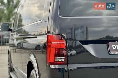 Мінівен Volkswagen Multivan 2020 в 