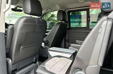 Мінівен Volkswagen Multivan 2020 в 