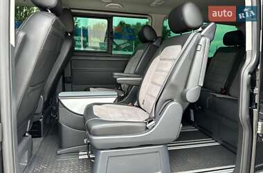 Мінівен Volkswagen Multivan 2020 в 